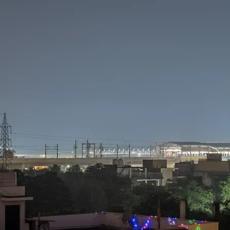 Lime Tree Hotel & One Bed Room Serviced Apartment - Noida Sector 50 Metro With Party Venue Exterior photo