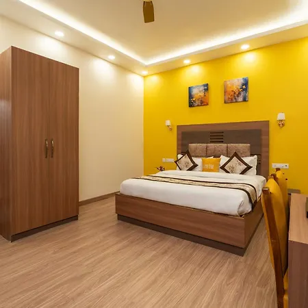 Lime Tree Hotel & One Bed Room Serviced Apartment - Noida Sector 50 Metro With Party Venue Exterior photo